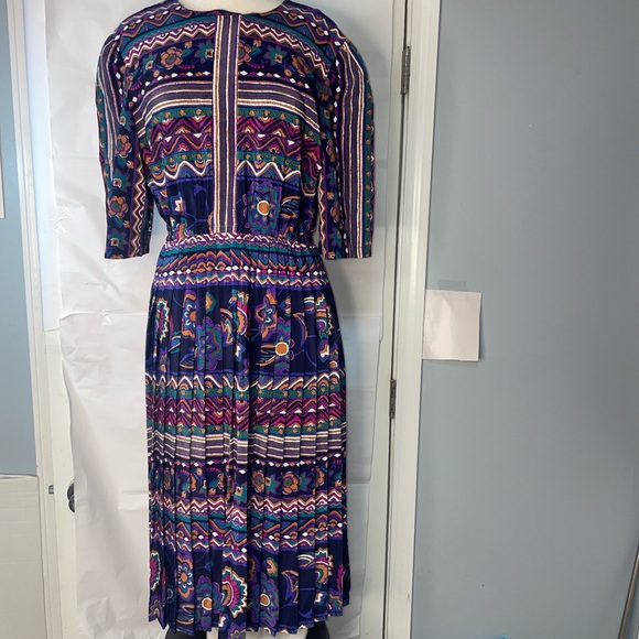 Lady Carol petite women’s Vintage dress. Pleated-27 waist 21 bust. 3/4 sleeve - Picture 3 of 6